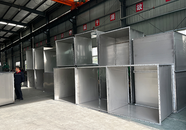 1727321649664595.jpg 十堰風(fēng)管加工廠在制作時(shí)有什么要求